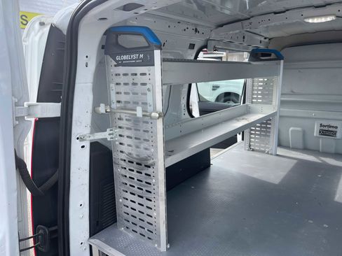 Used 2015 Ford Transit Connect XL image 11