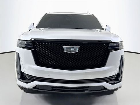 Used 2023 Cadillac Escalade Sport Platinum AWD/4WD image 11