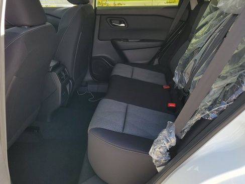 New 2026 Nissan Rogue SV image 7