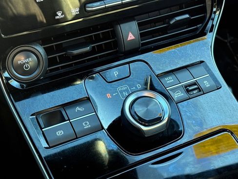 Used 2023 Toyota bZ4X XLE image 24