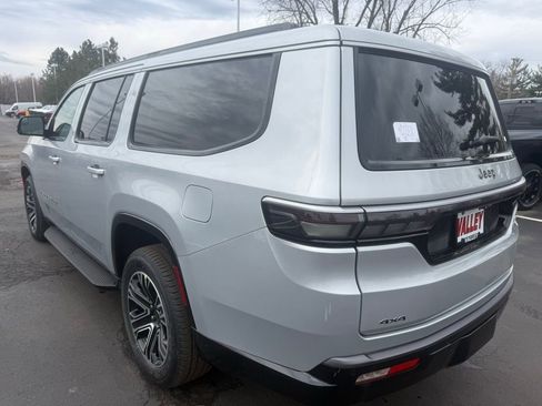 New 2026 Jeep Grand Wagoneer L 4WD w/ Premium Group I image 5