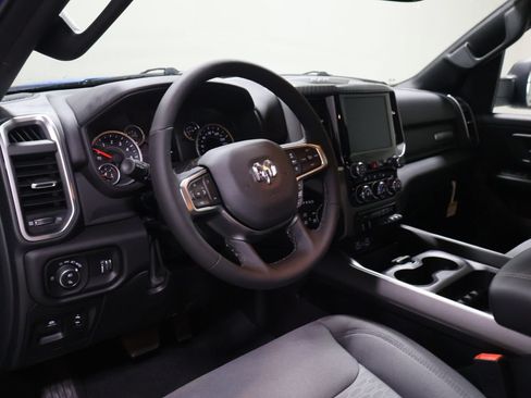 New 2026 RAM 1500 4x4 Crew Cab image 18