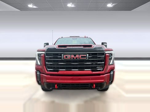 Used 2024 GMC Sierra 2500 AT4 w/ AT4 Premium Plus Package AWD/4WD image 5