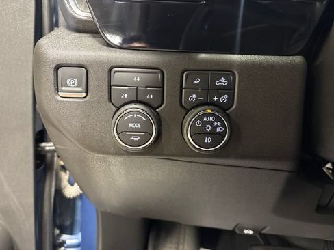 Used 2025 Chevrolet Silverado 2500 LT w/ Safety Package AWD/4WD image 14