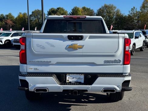 New 2026 Chevrolet Silverado 1500 High Country AWD/4WD image 4