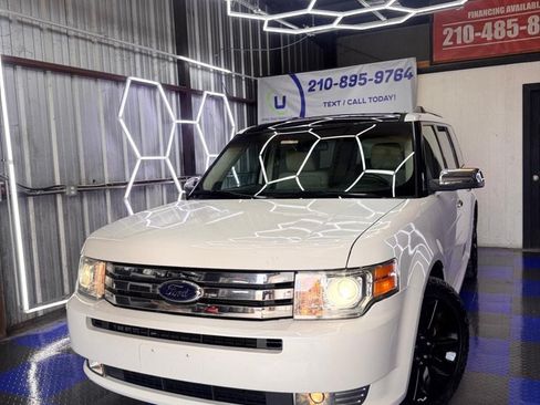 Used 2010 Ford Flex Limited AWD/4WD image 1