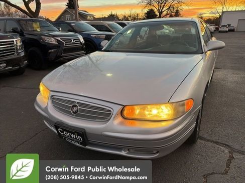 Used 2002 Buick Regal LS w/ SL Western Region Pkg image 1