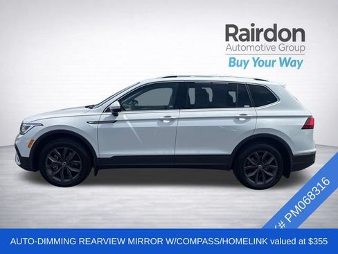 Used 2023 Volkswagen Tiguan SE w/ Panoramic Sunroof Package AWD/4WD image 4