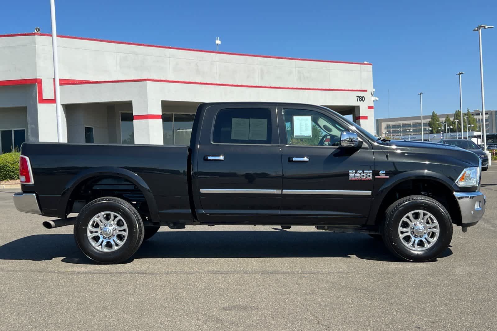 Used 2018 RAM 2500 Laramie AWD/4WD image 6