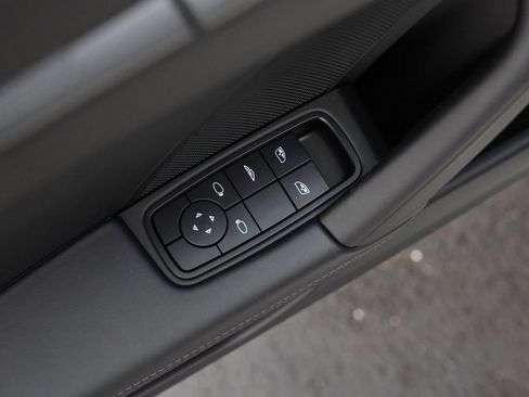 Used 2023 Porsche 911 Carrera 4S w/ Sport Package image 56