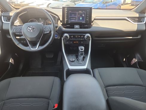 Certified 2022 Toyota RAV4 SE w/ Convenience Package AWD/4WD image 19