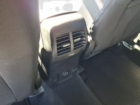 Used 2022 Ford Escape SE w/ Convenience Package image 11