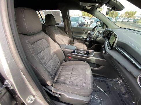 Used 2025 Chevrolet Equinox LT image 27