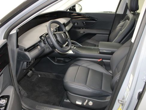 New 2026 Lincoln Nautilus Premier w/ Equipment Group 102A AWD/4WD image 21