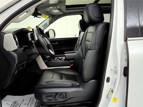 Used 2022 Toyota Tundra Limited image 24
