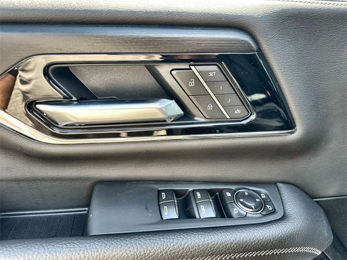 New 2026 GMC Yukon XL Denali image 22