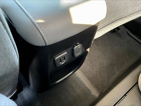 Used 2020 Chevrolet Colorado LT w/ Safety Package image 10