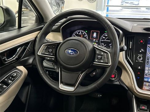 Used 2020 Subaru Outback Limited image 26