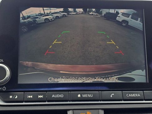 Used 2025 Nissan Altima 2.5 SV FWD image 43