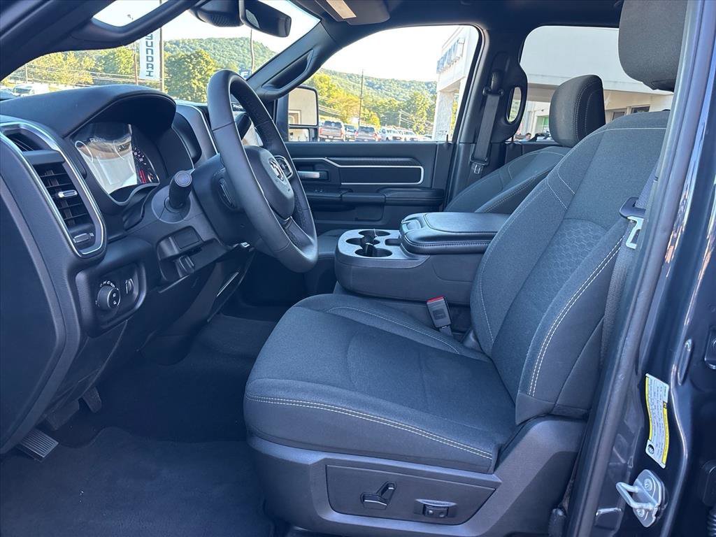 Used 2026 RAM 2500 Big Horn AWD/4WD image 9