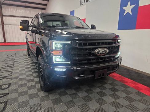 Used 2020 Ford F250 Lariat image 23