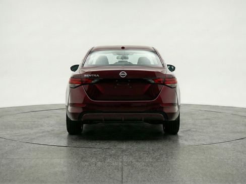 Used 2025 Nissan Sentra SV image 7