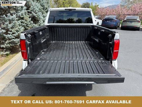 Used 2025 Toyota Tacoma TRD Off-Road AWD/4WD image 33