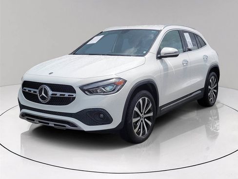 Certified 2022 Mercedes-Benz GLA 250 image 3