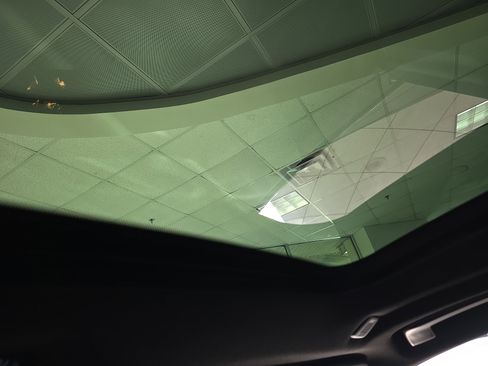 Used 2025 BMW X3 xDrive30i w/ Premium Package image 31