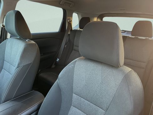 Used 2025 Nissan Rogue SV image 15