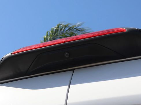 Used 2022 Ford E-Transit Medium Roof RWD image 48