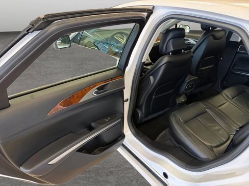 Used 2015 Lincoln MKZ Sedan 4D w/ Equipment Group 101A Select image 12