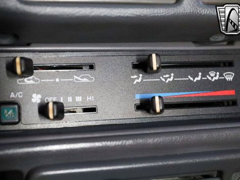 Used 1987 Toyota Pickup 2WD Regular Cab image 21