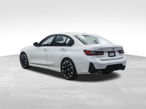 Used 2026 BMW 330i xDrive Sedan image 3