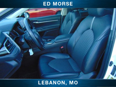 Used 2021 Toyota Camry SE image 10