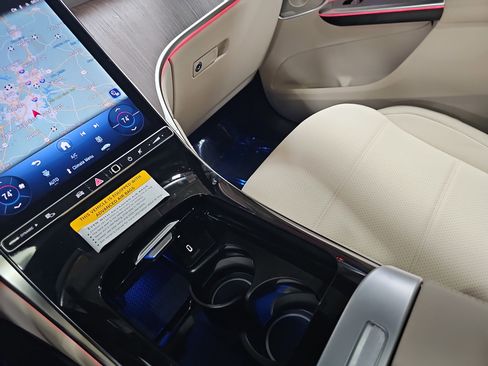 New 2026 Mercedes-Benz GLC 300 image 26