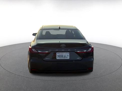 Used 2025 Toyota Camry LE image 12