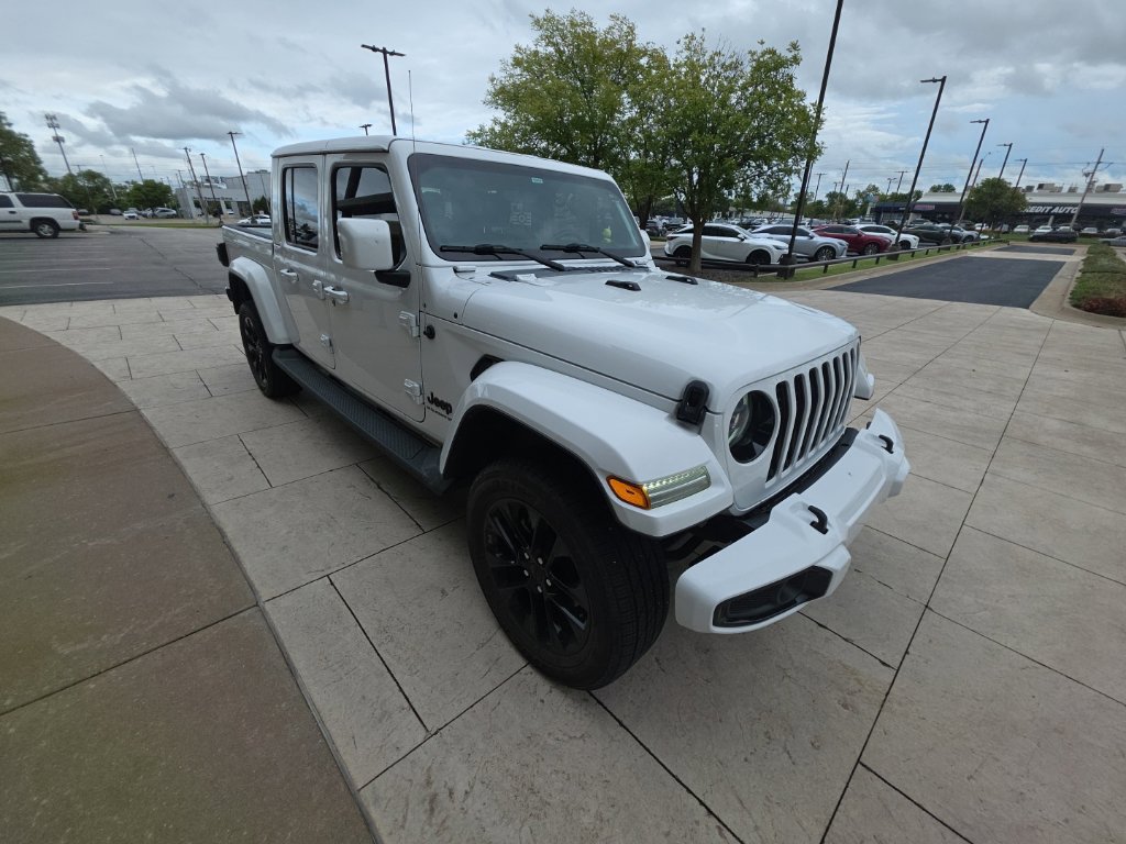 Used 2023 Jeep Gladiator Overland AWD/4WD image 4