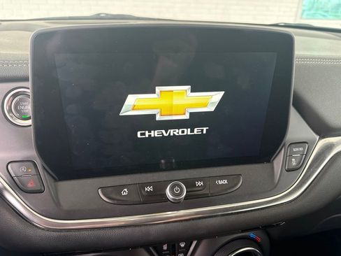 Used 2024 Chevrolet Blazer LT w/ Convenience Package FWD image 13