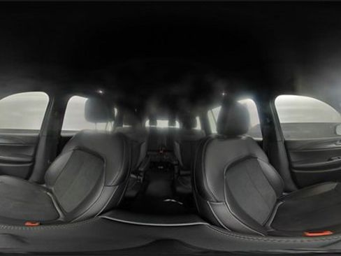 New 2025 Jeep Grand Cherokee L Altitude image 26