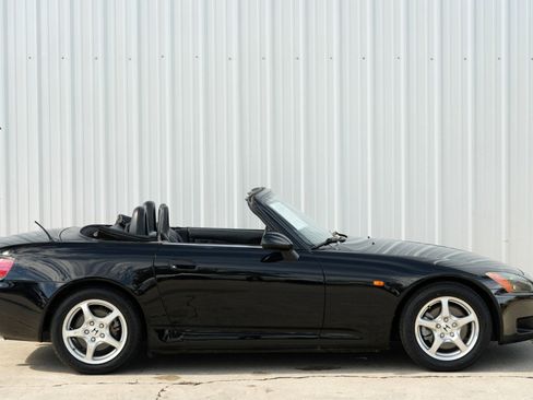 Used 2001 Honda S2000 image 35