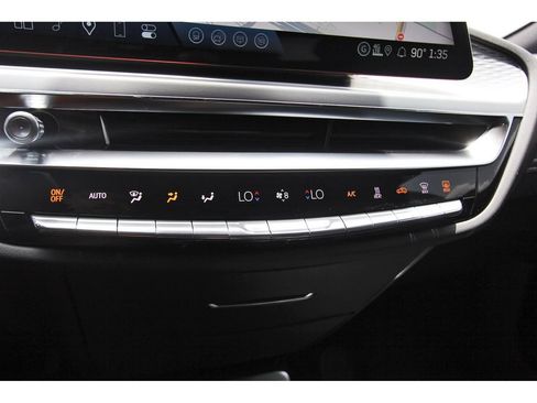 New 2026 Cadillac Lyriq Luxury AWD/4WD image 19
