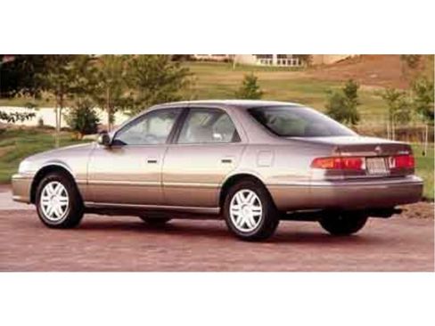 Used 2000 Toyota Camry CE image 1
