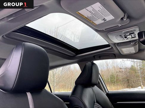 Certified 2022 Toyota Camry SE image 13