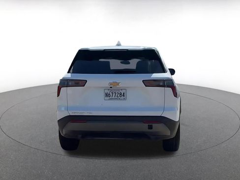 Used 2025 Chevrolet Equinox LT AWD/4WD image 10