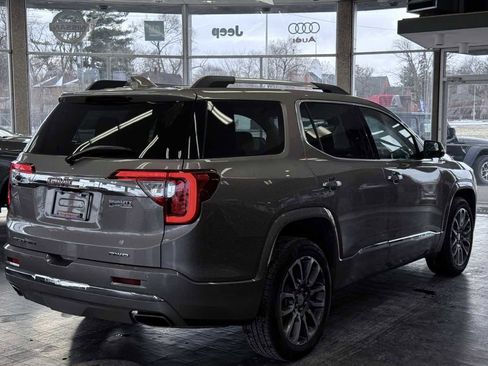 Used 2023 GMC Acadia Denali w/ Denali Ultimate Package image 9