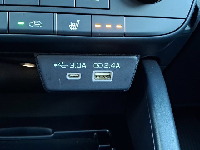 Certified 2026 Subaru Outback Limited AWD/4WD image 37