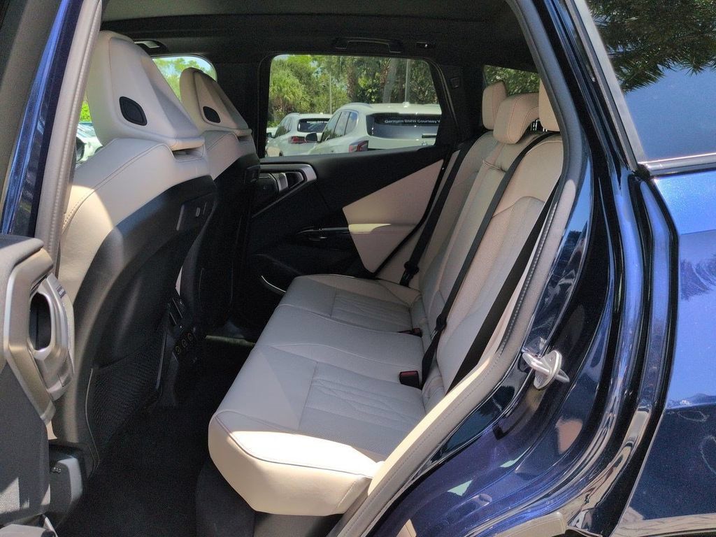 New 2026 BMW X3 M50 w/ Premium Package AWD/4WD image 14
