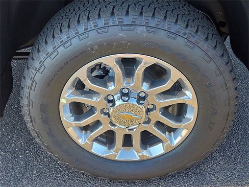 New 2025 Chevrolet Silverado 2500 LTZ w/ LTZ Convenience Package image 6