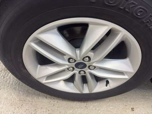 Used 2015 Ford Edge SEL w/ Equipment Group 201A image 32